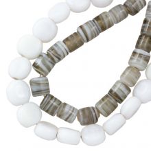 Mélange de Perles en Verre (7 - 9 x 6 - 10 mm) Alfalfa (47 pièces)