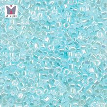 Perles Miyuki Delica (11/0) Lined Crystal Light Aquamarine Luster (2.8 grammes)