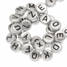 Mélange de Perles Lettres Alphabet Acryliques (7 x 3.5 mm) Silver-Black (400 pièces)