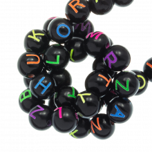 Mélange de Perles Lettres Alphabet Acryliques (7 x 8 mm) Black-Mix Color (200 pièces)