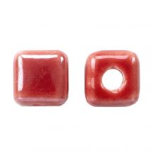 Perles en Céramique Cube (6 x 6.5 mm) Ruby Red (10 pièces)