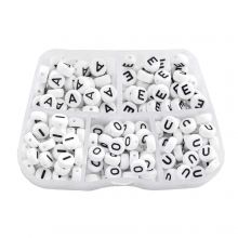 Assortiment - Perles Lettres Alphabet Voyelles (7 x 4 mm) White-Black (50 perles par lettre) 