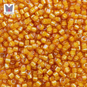 Perles Miyuki Delica (11/0) White Lined Topaz AB (2.8 grammes)